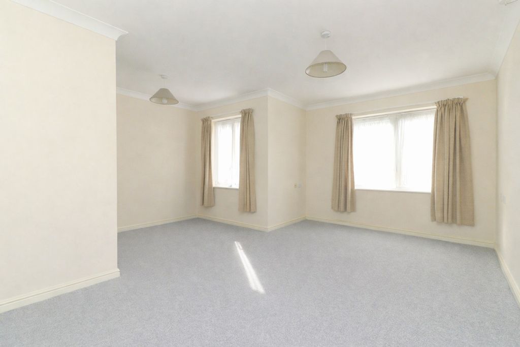 Property photo 3 of 10 Picture 3