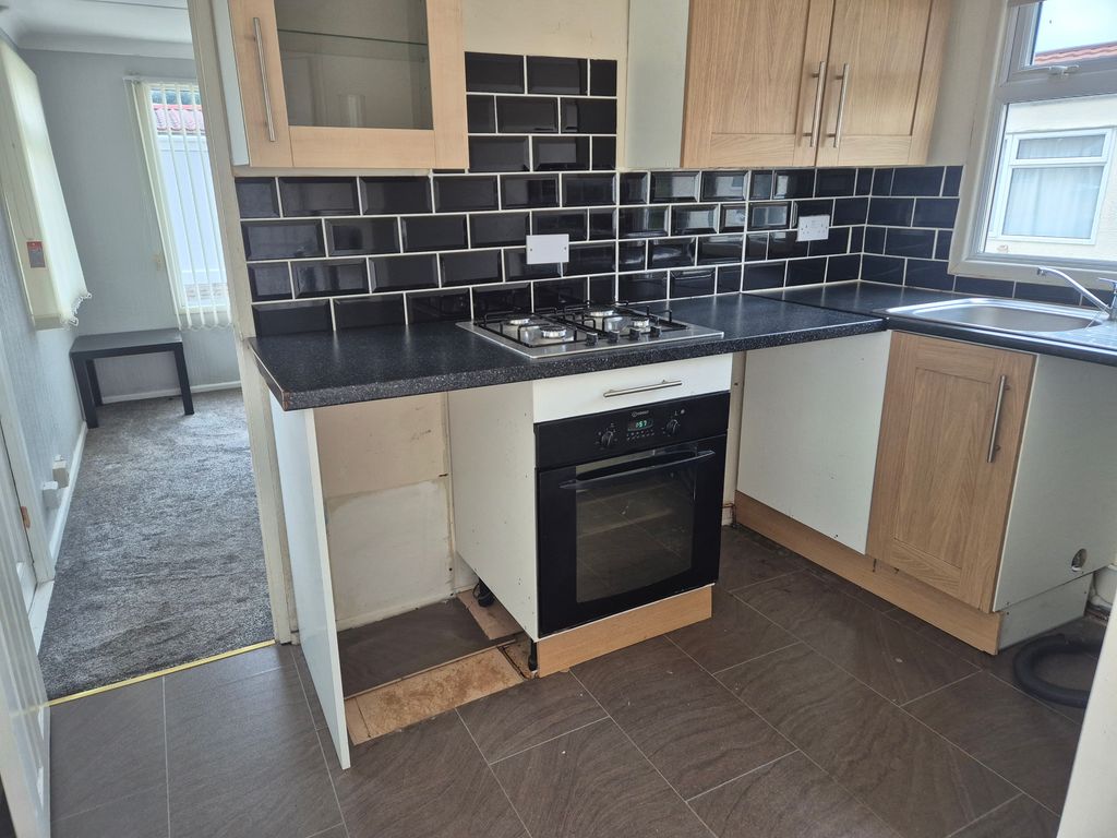 Property photo 3 of 9 Exterior