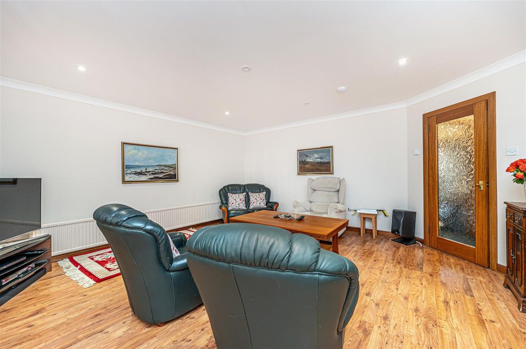 Property photo 2 of 28 Untitled (5 Of 1).Jpg