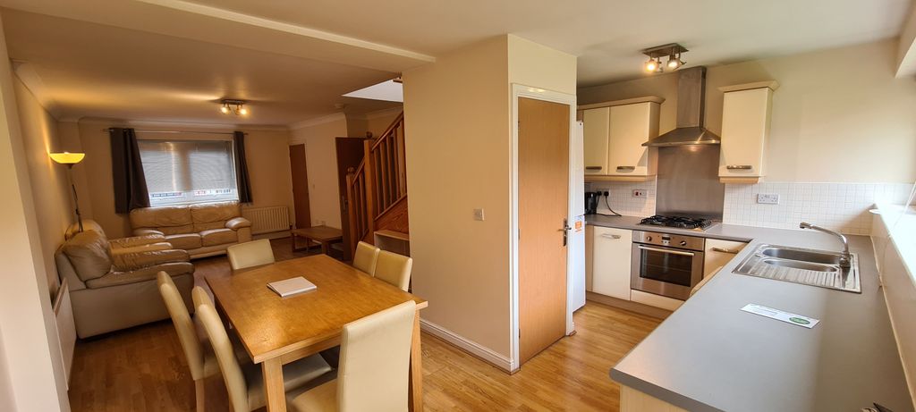 Property photo 3 of 15 Gallery