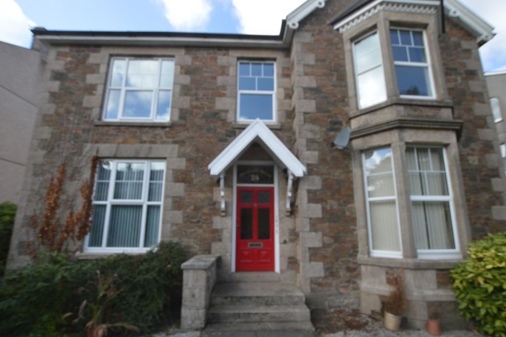 Property photo 1 of 18 Dsc_0018 (Medium).Jpg
