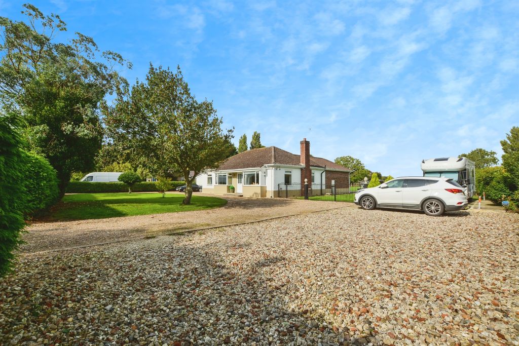 Property photo 3 of 31