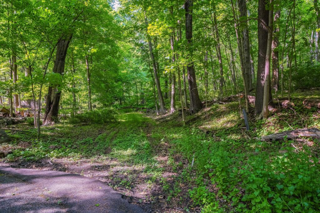 Property photo 3 of 6 <Alttext/>