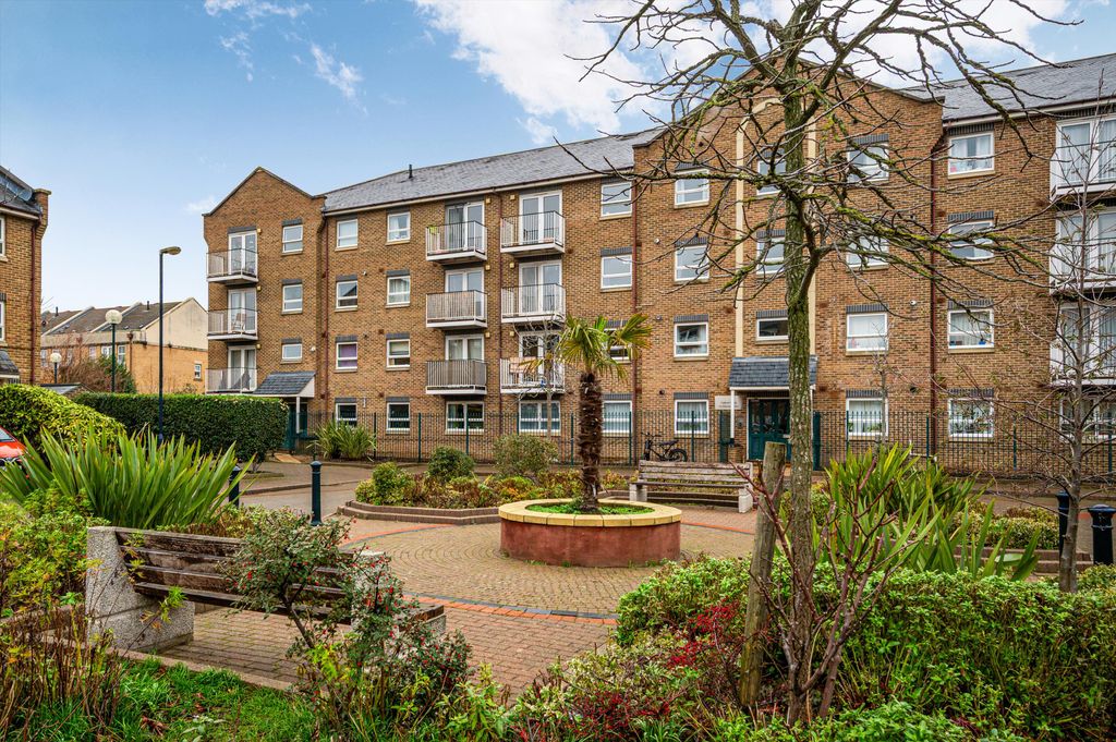 Property photo 3 of 14 Image