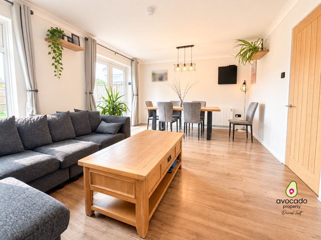Property photo 1 of 14 5502981