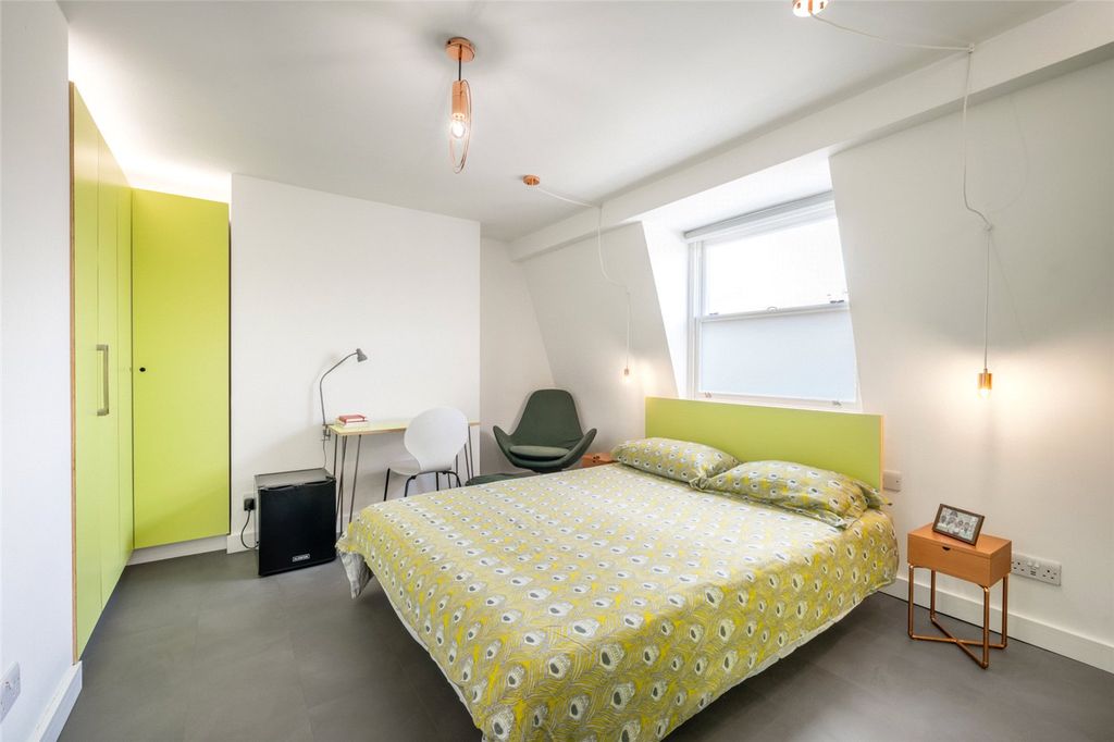 Property photo 2 of 19 Picture No. 02