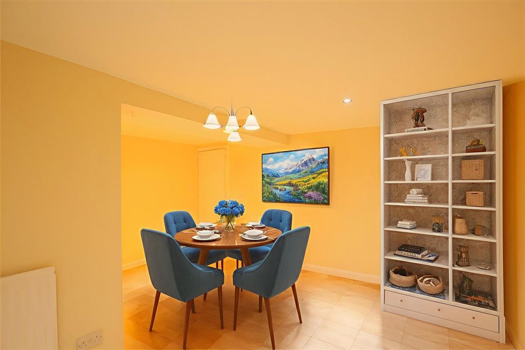 Property photo 3 of 7 2 - Dining Room - Standard - 0.Jpg