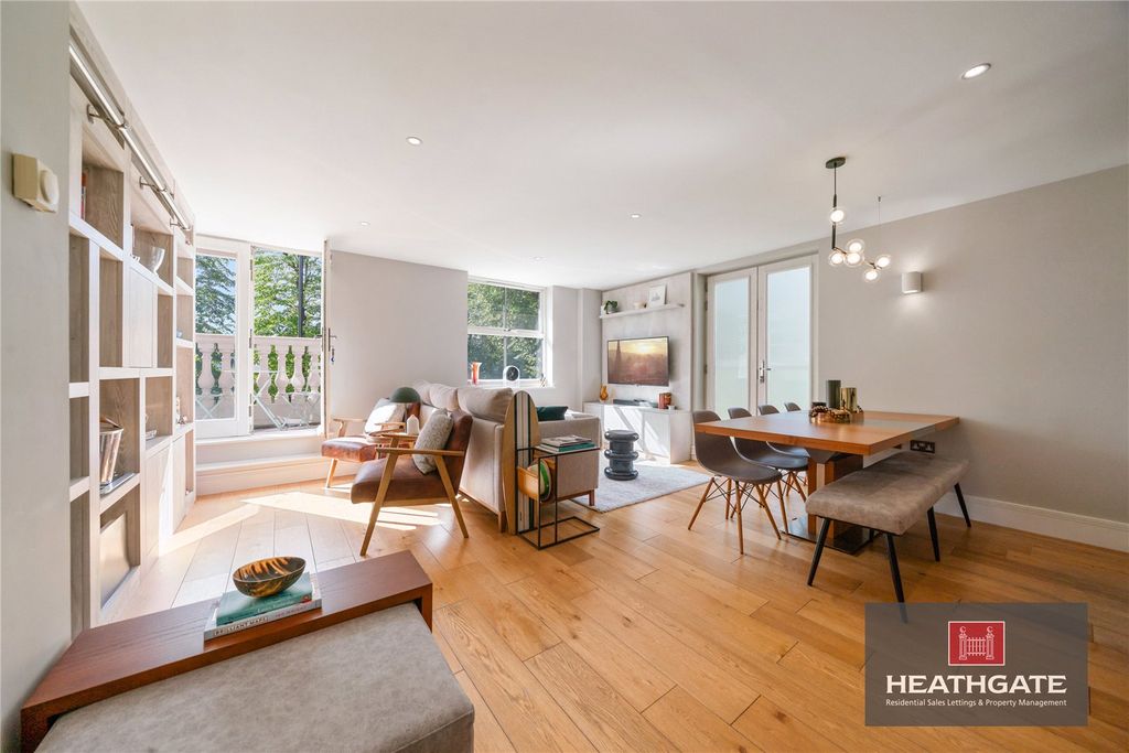 Property photo 1 of 12 Main-Image-386