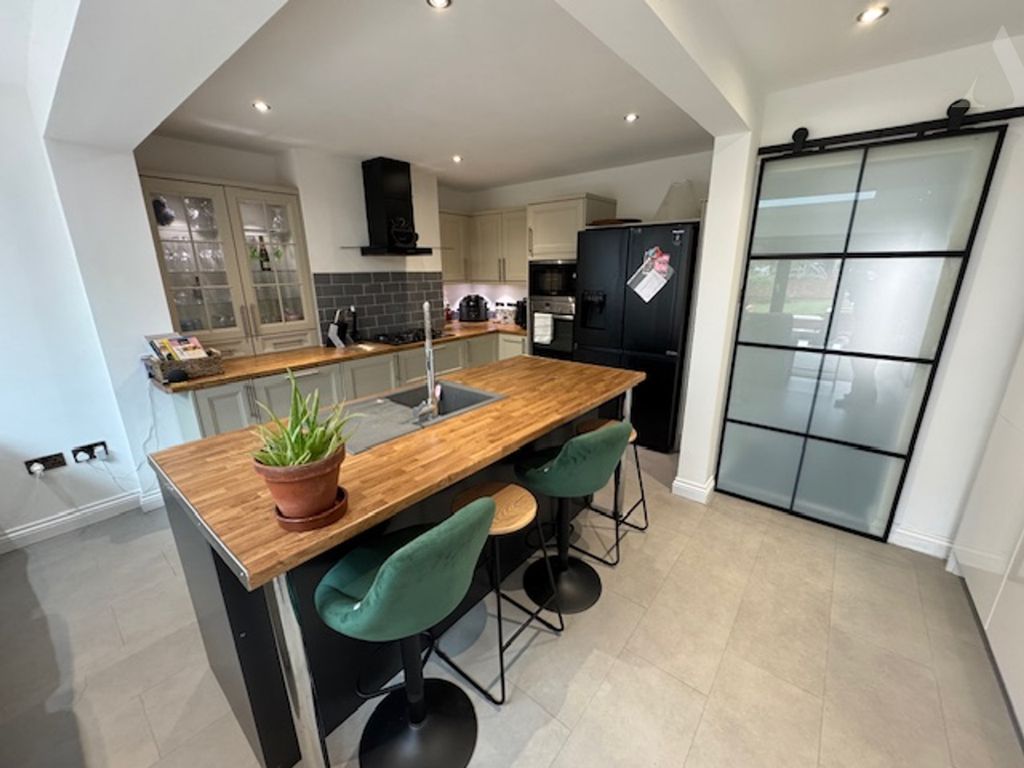 Property photo 3 of 17 383 Clay Lane Kitchen 2