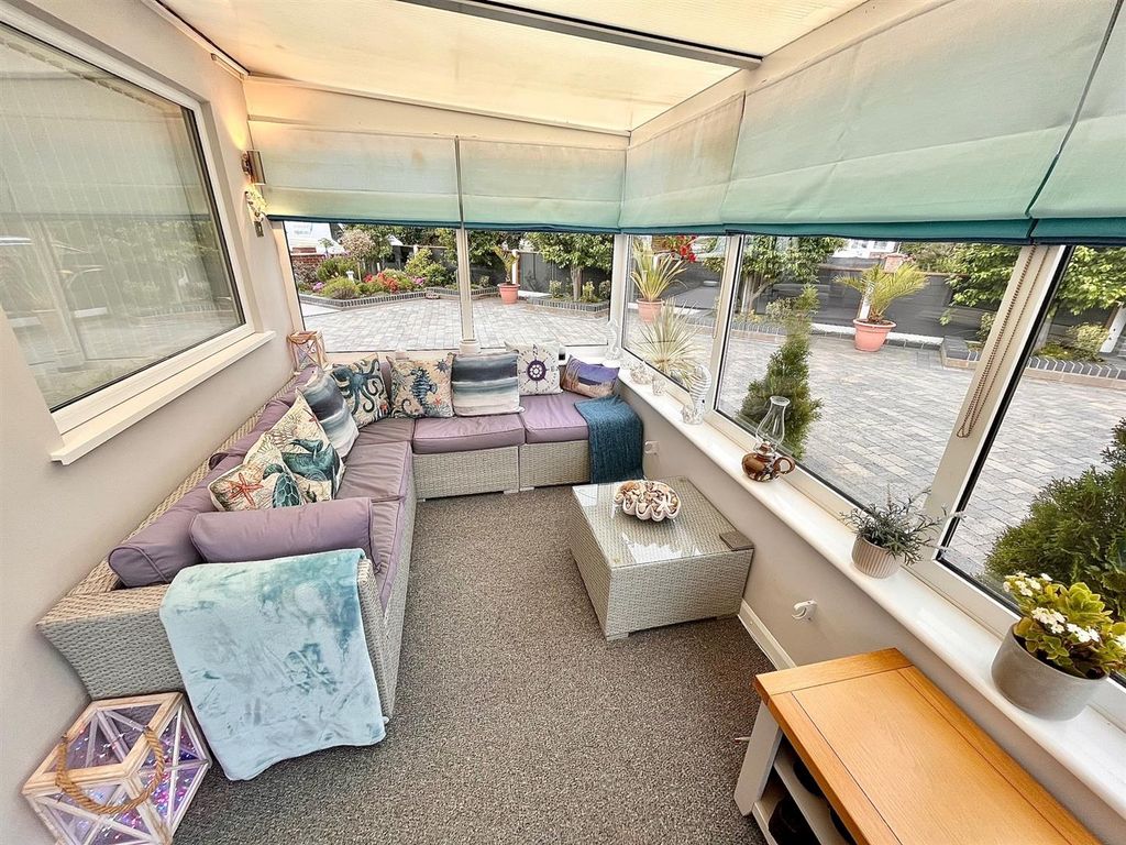 Property photo 2 of 30 Entrance Sun Room