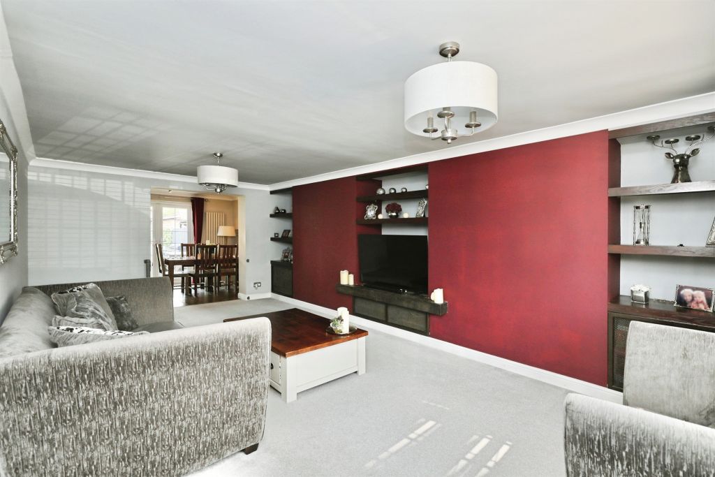 Property photo 2 of 22