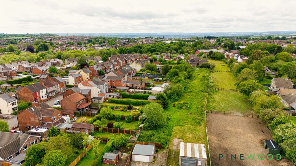 Property photo 3 of 4 Aerial
