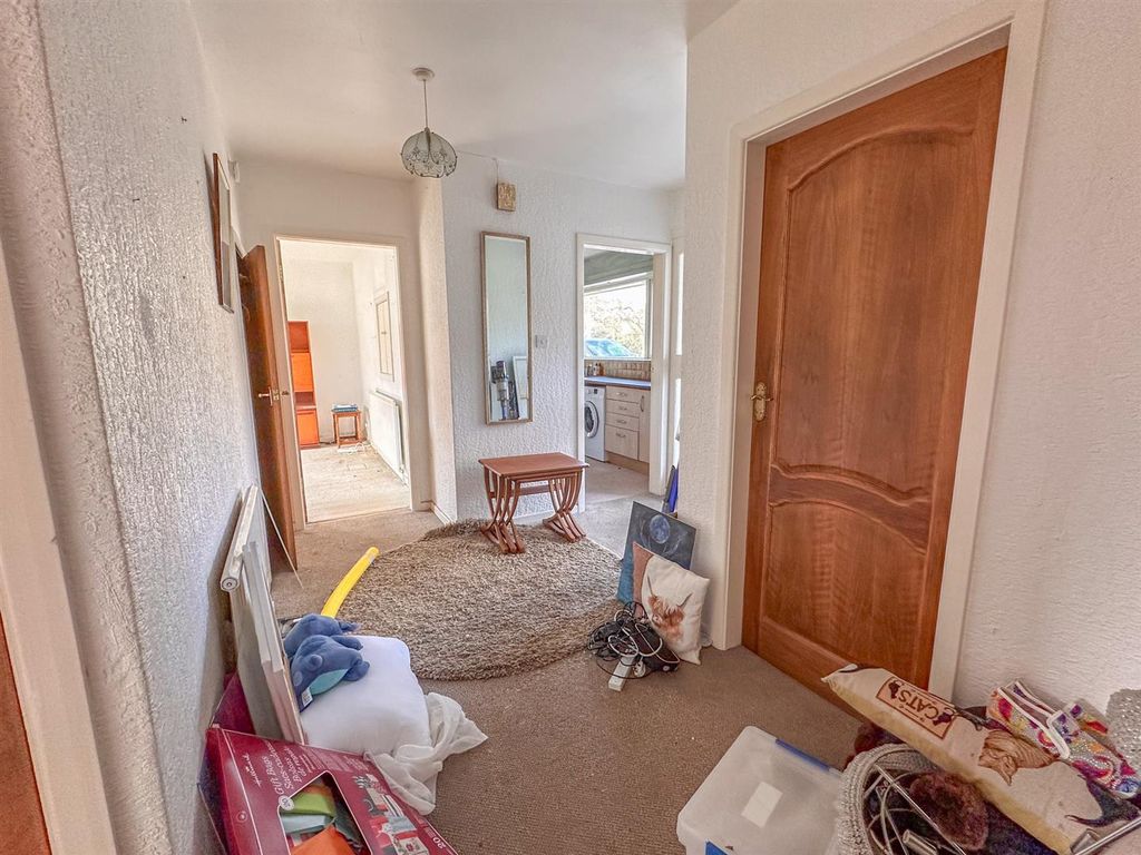 Property photo 2 of 17 Rooshay (10).Jpg