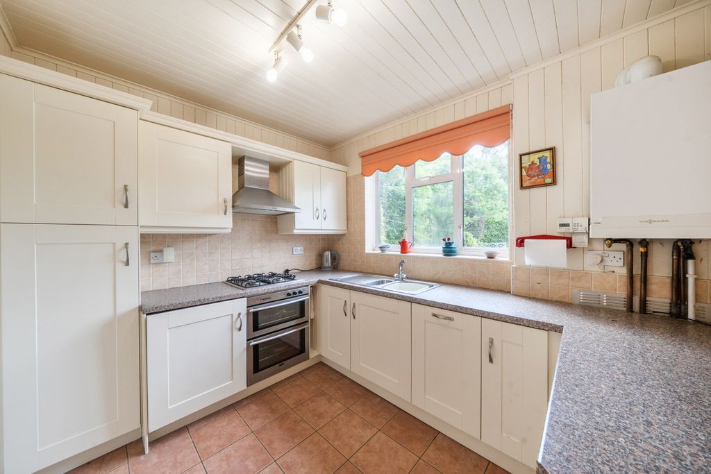 Property photo 3 of 21 1470532-6-6A214c5...