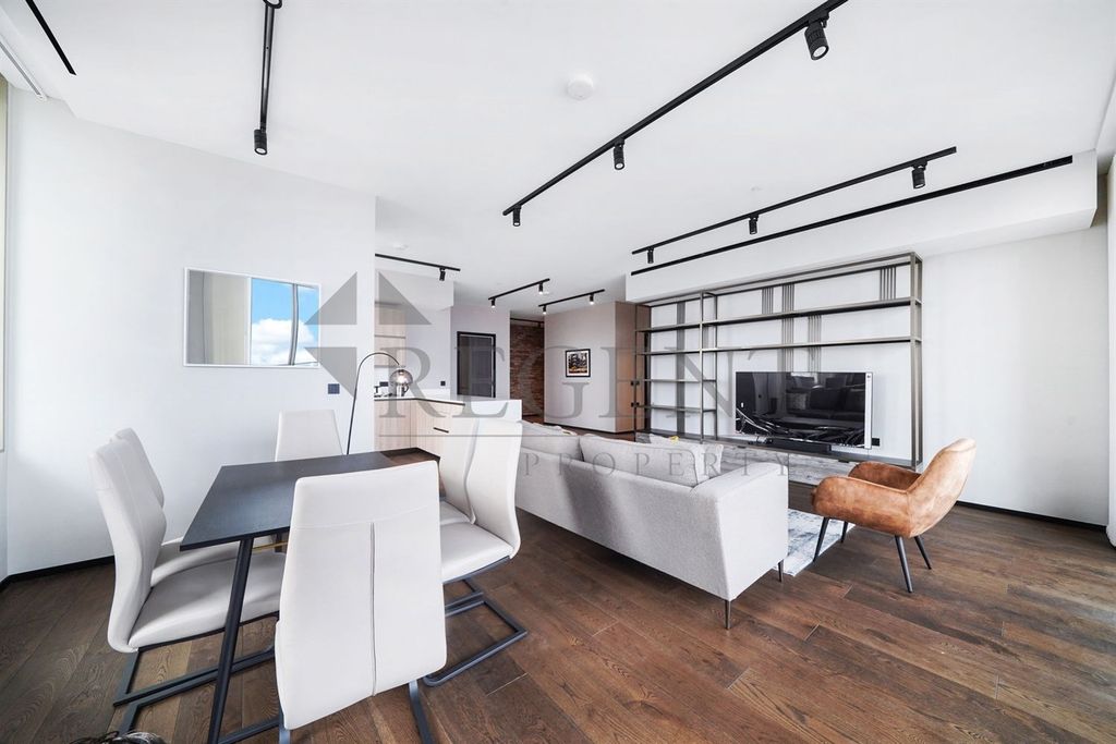 Property photo 2 of 15 Open Plan