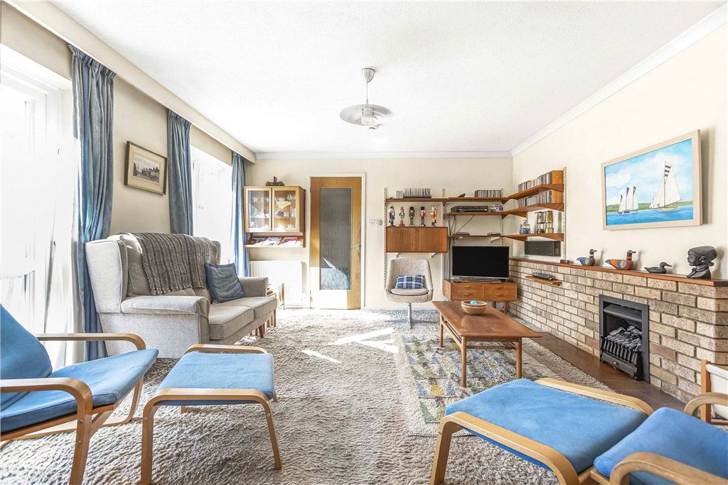 Property photo 3 of 19 Picture 3