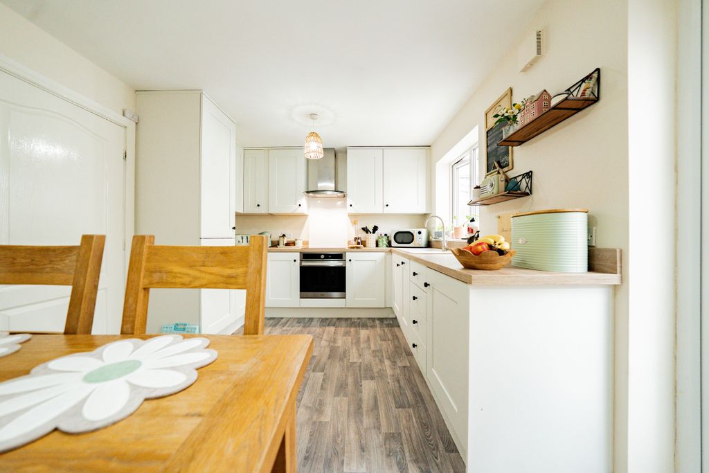 Property photo 2 of 22 Dsc02134