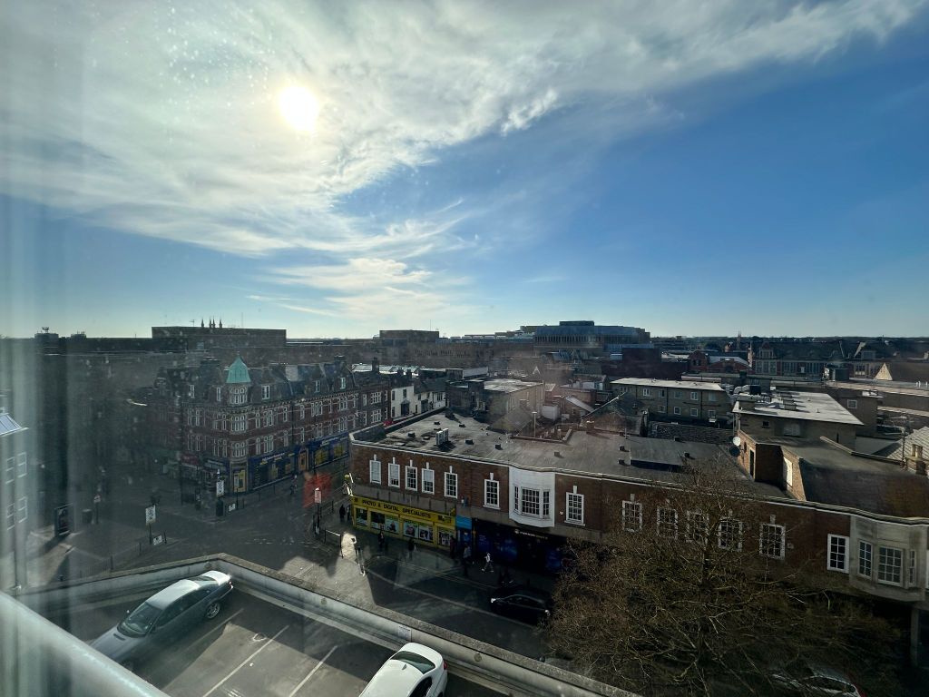 Property photo 1 of 11 Image