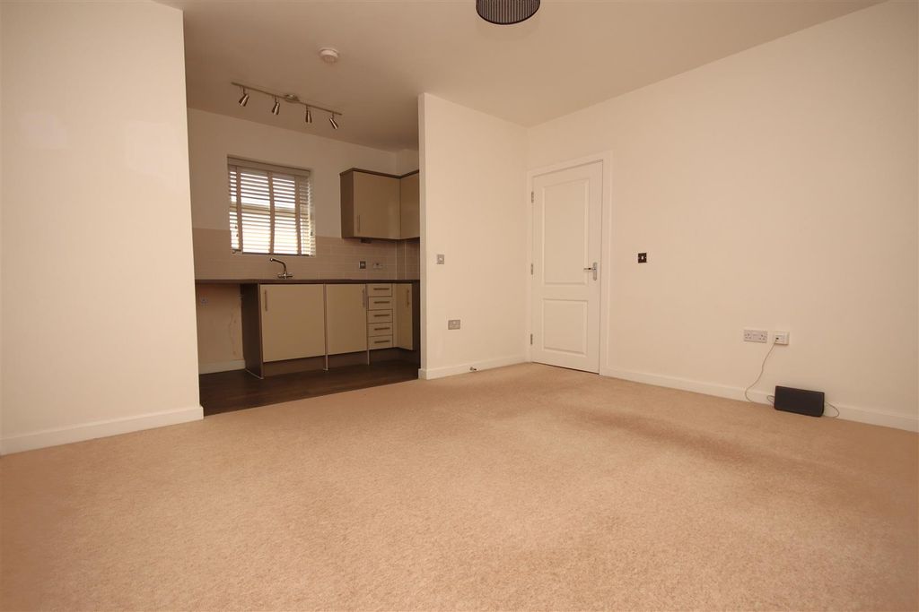 Property photo 3 of 11 Img_5552.Jpg