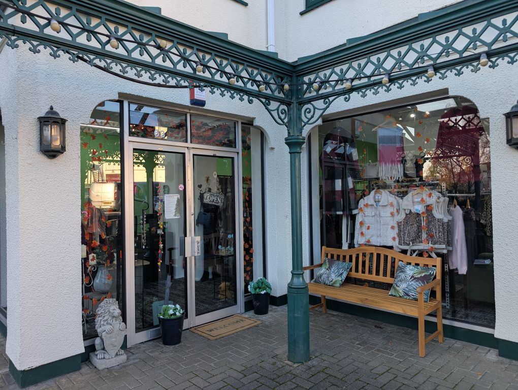 Property photo 3 of 4