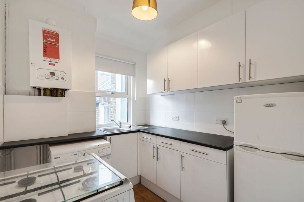 Property photo 3 of 12 Picture No. 01