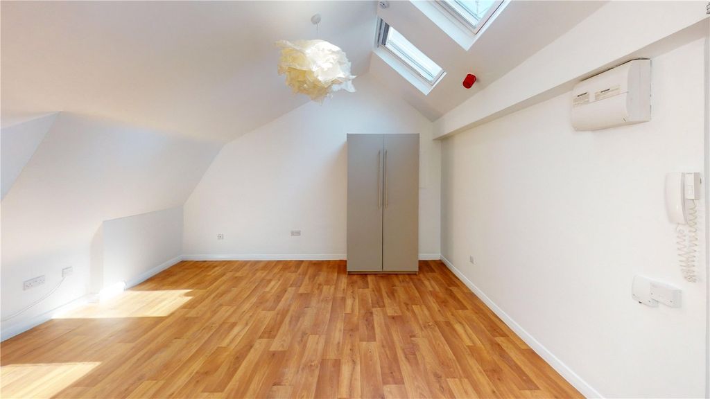 Property photo 3 of 7 Picture No. 03