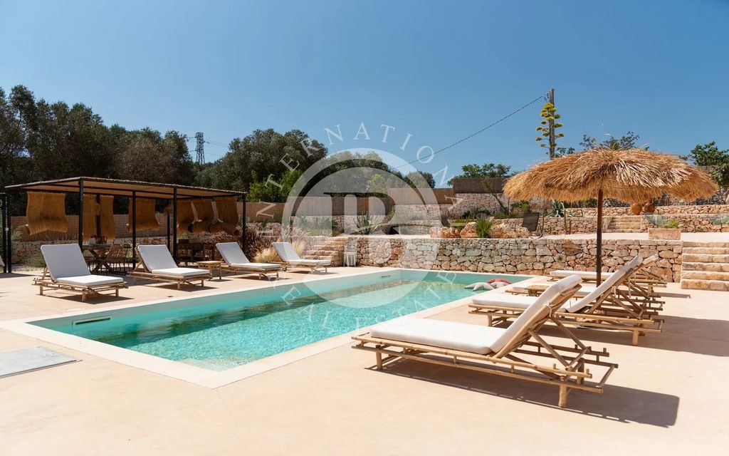 Property photo 1 of 65