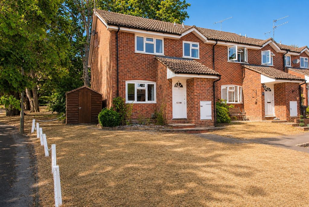Property photo 1 of 16 4