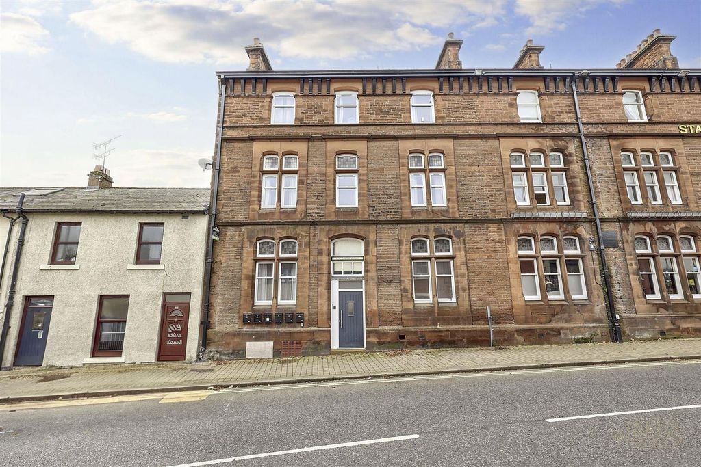 Property photo 1 of 9 1-6 Castle Court