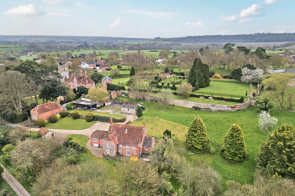 Property photo 3 of 21