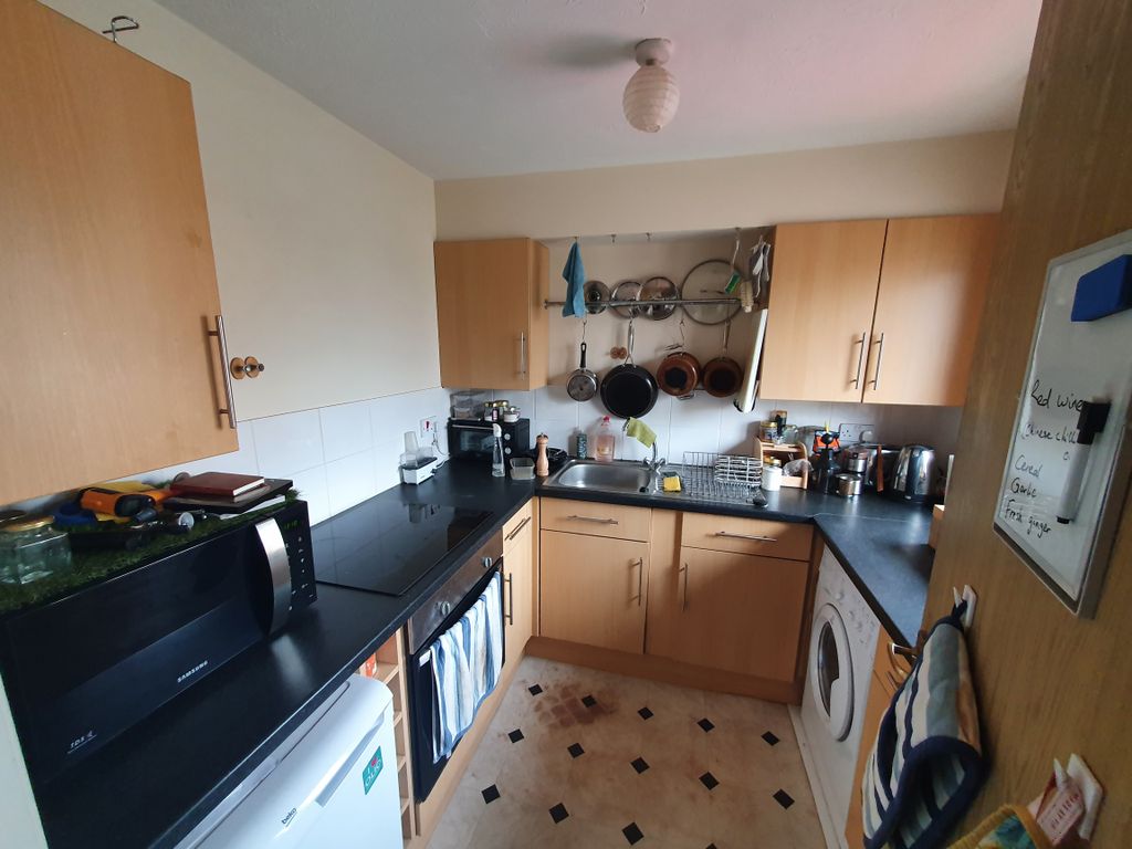 Property photo 3 of 9