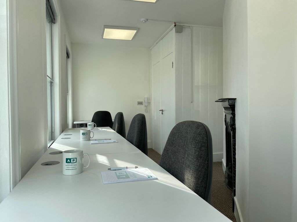 Property photo 2 of 4