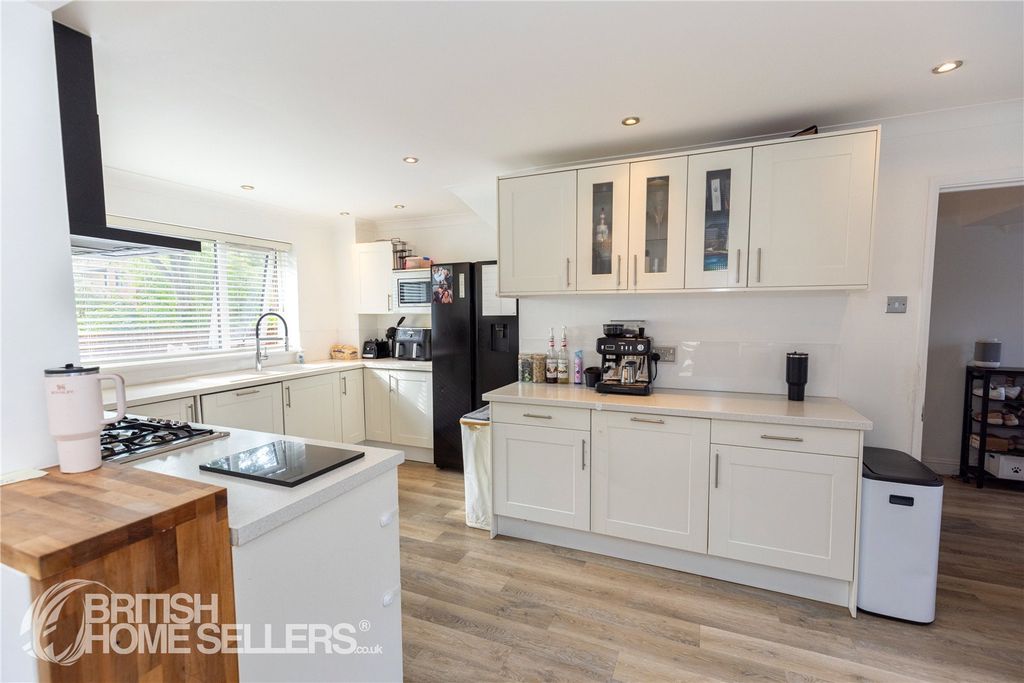 Property photo 3 of 18 Picture No. 07