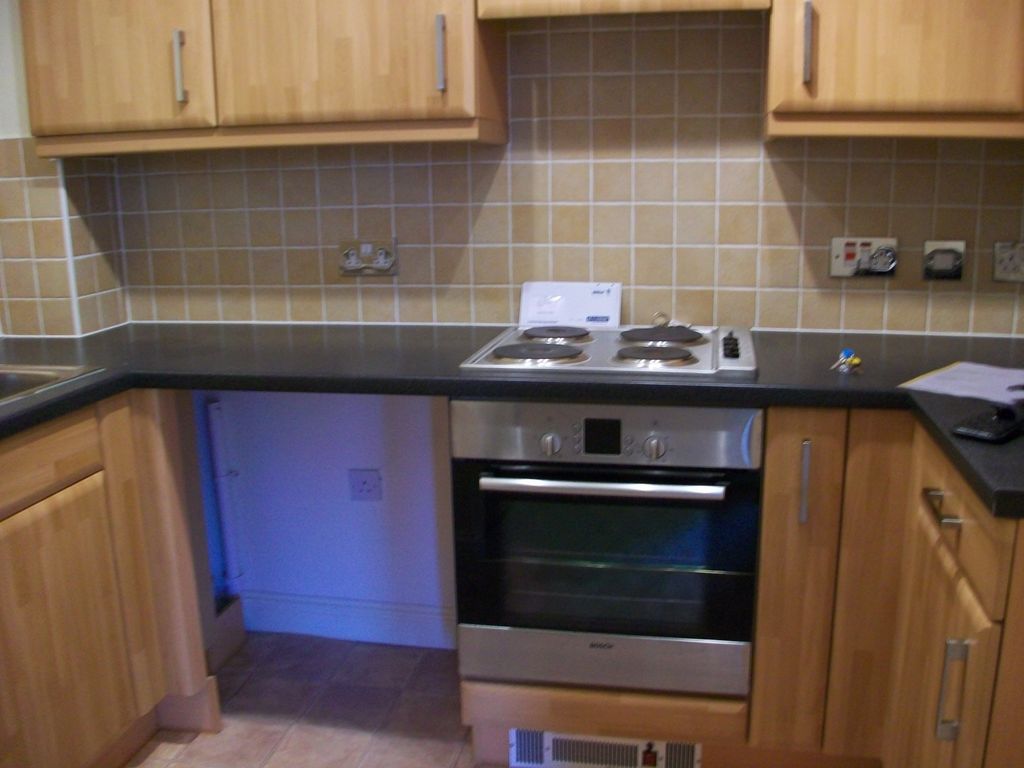 Property photo 3 of 5 Kitchen