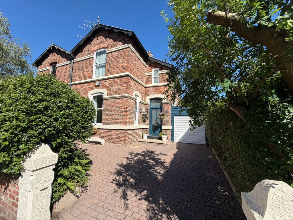 Property photo 1 of 48