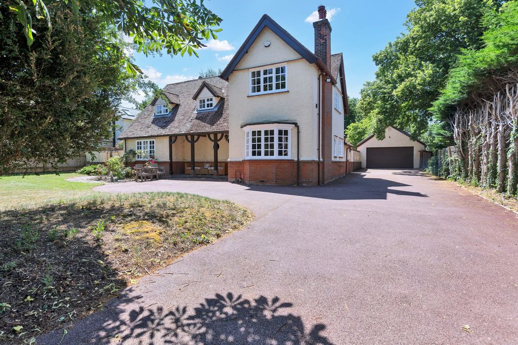 Property photo 1 of 22