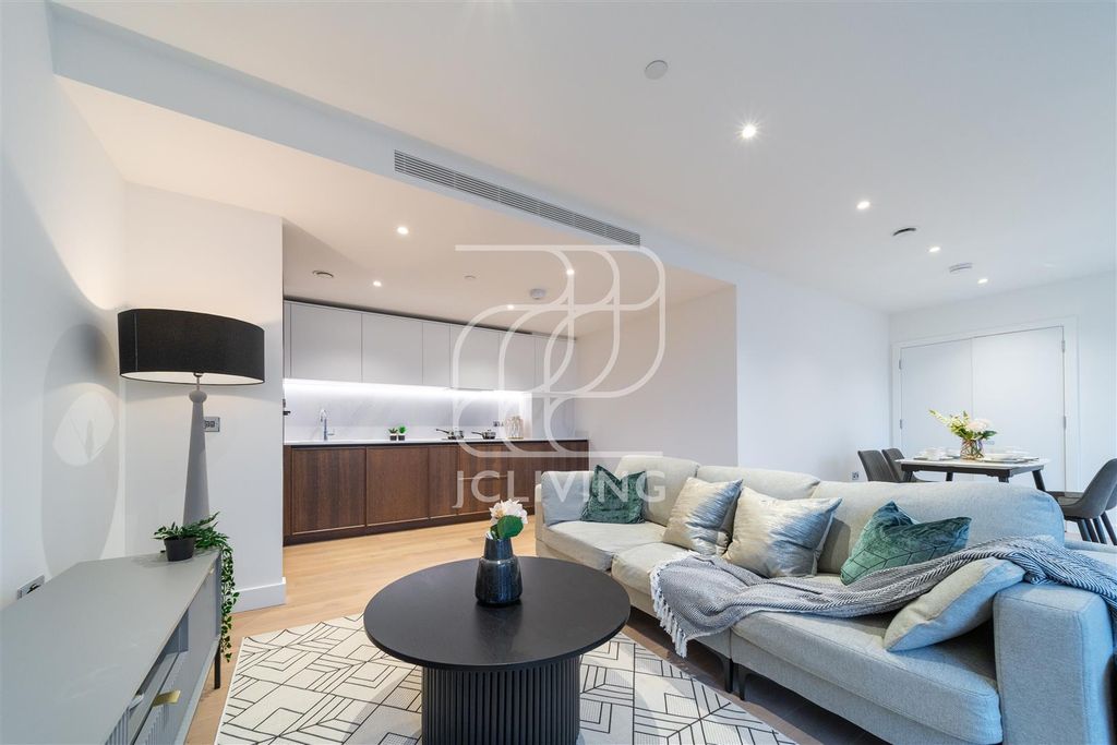 Property photo 3 of 12 Dsc05962.Jpg