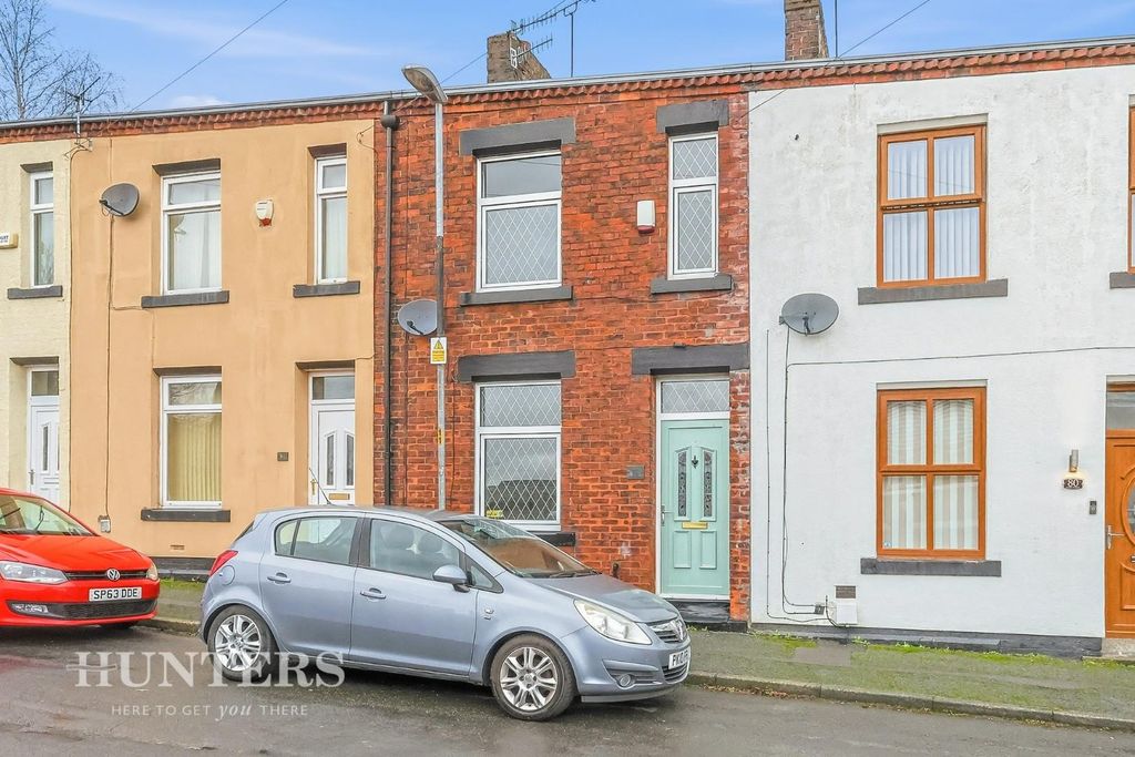 Property photo 1 of 18 Front External