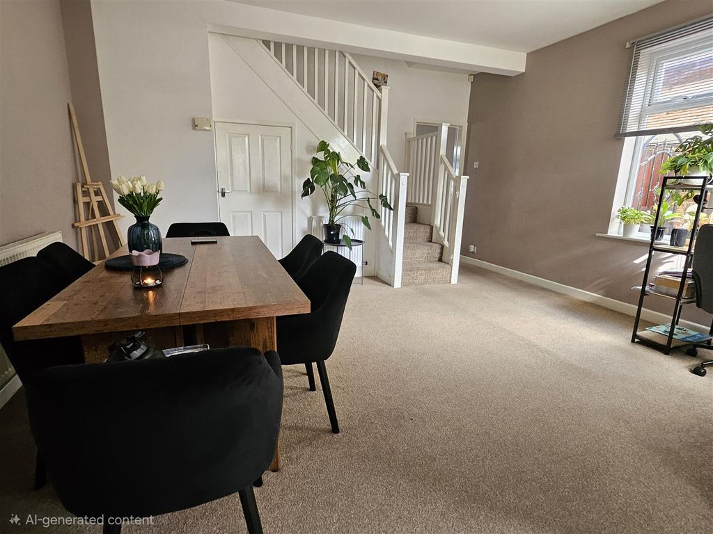 Property photo 3 of 10 Dining Room