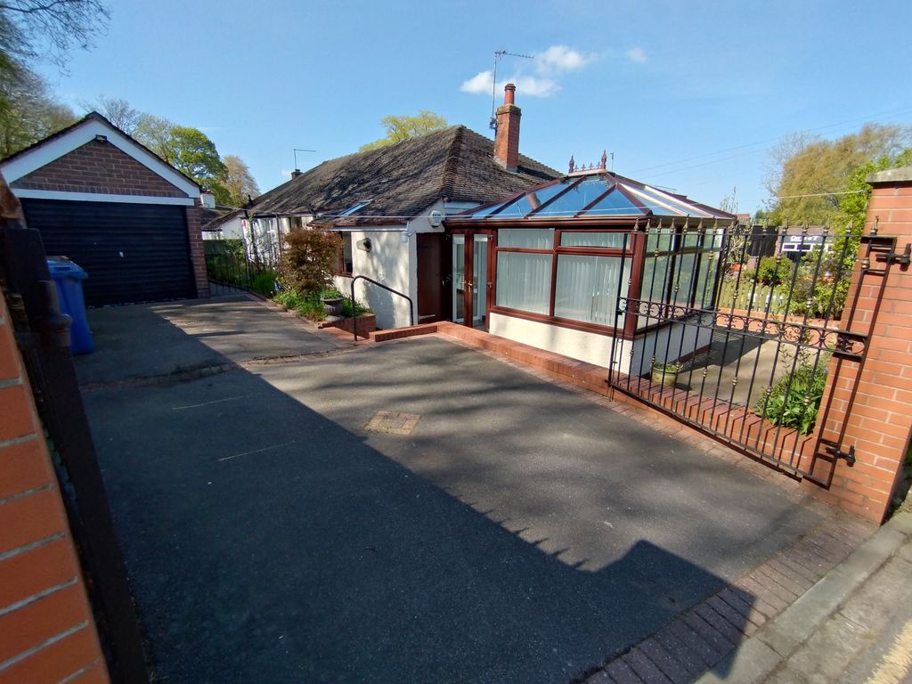 Property photo 2 of 24