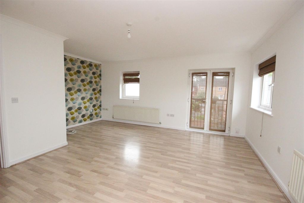 Property photo 2 of 14 Img_1649.Jpg