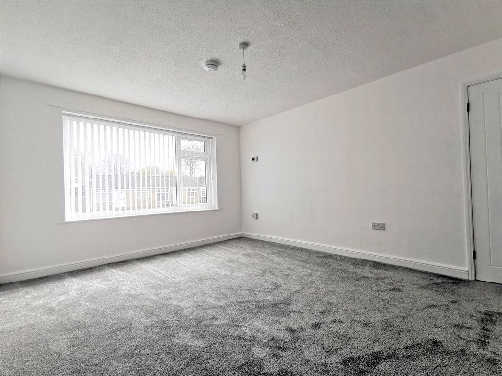 Property photo 3 of 8 Picture No. 03