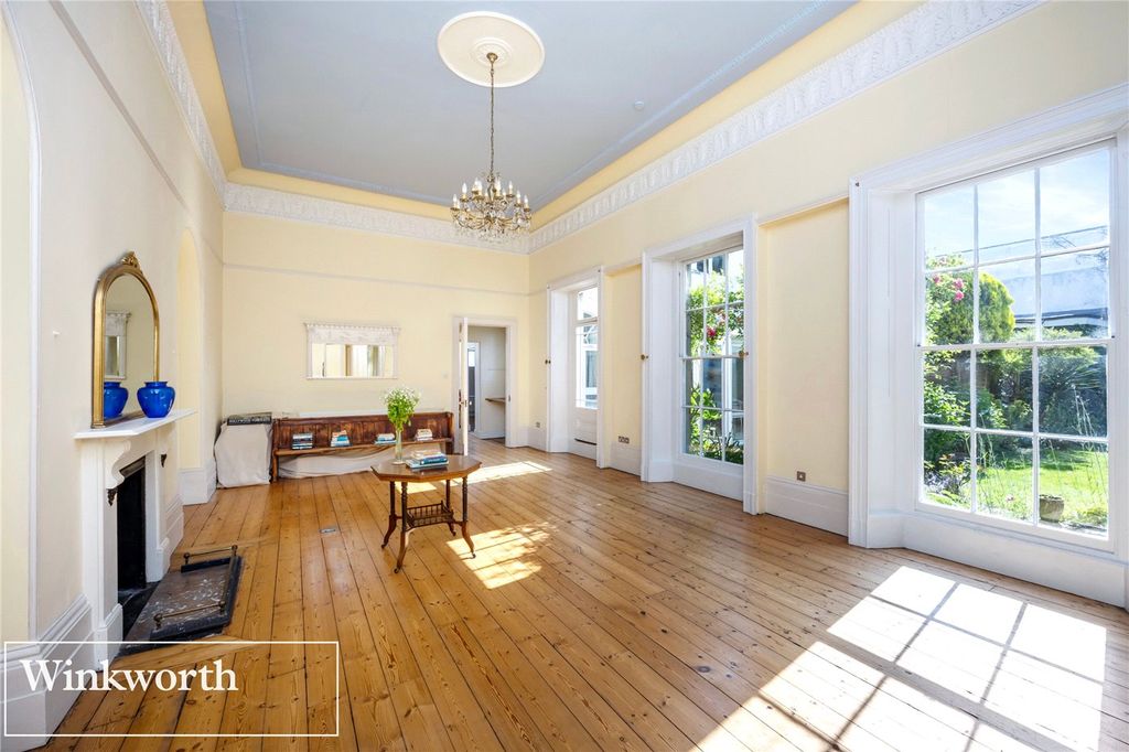 Property photo 3 of 18 Picture No. 03