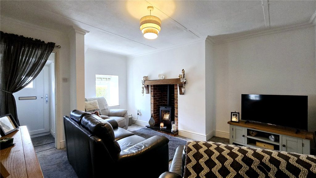 Property photo 3 of 19 Picture No. 27