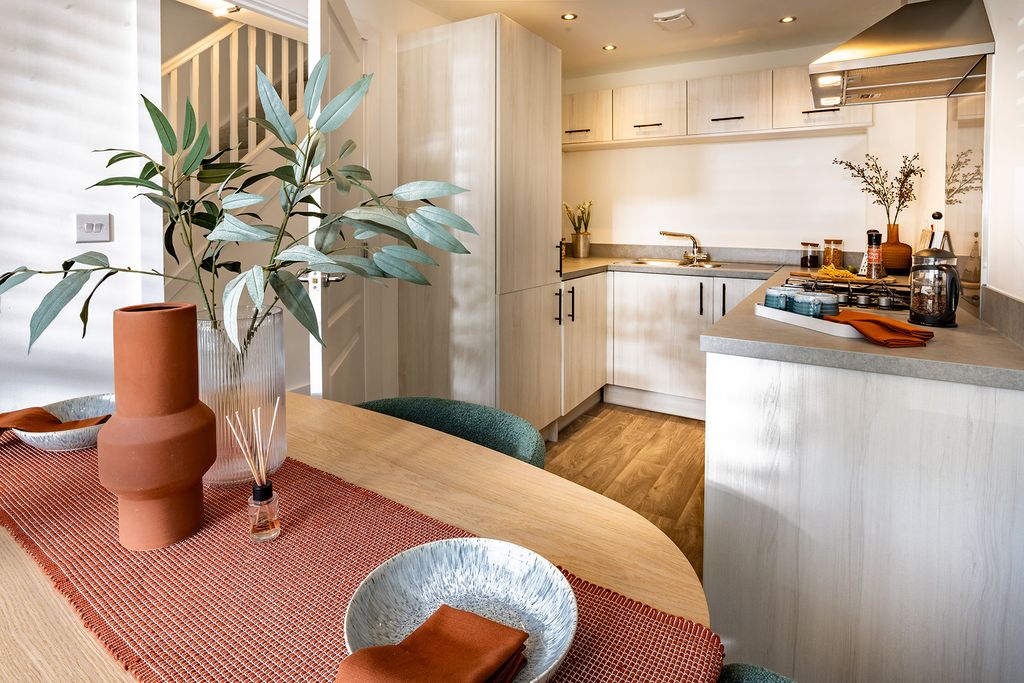 Property photo 2 of 7 2 Bed Showhome