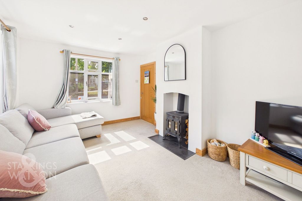 Property photo 1 of 24