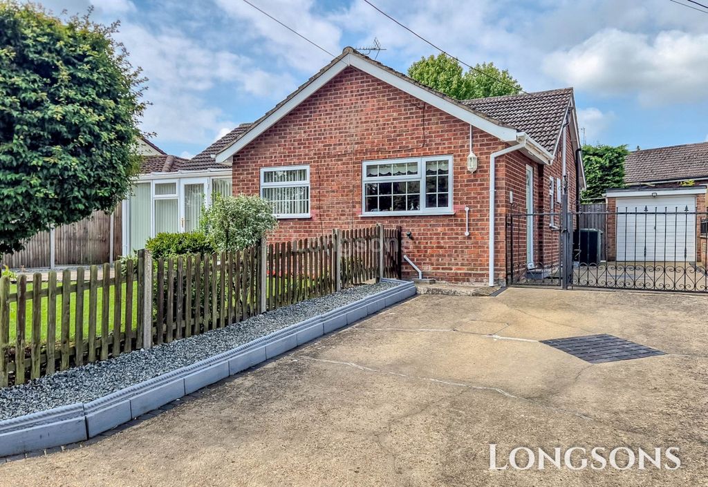 Property photo 2 of 16