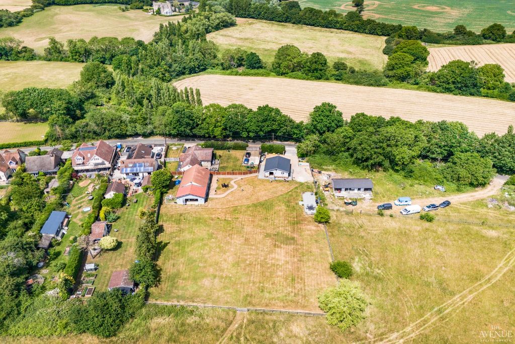 Property photo 1 of 32 4216231