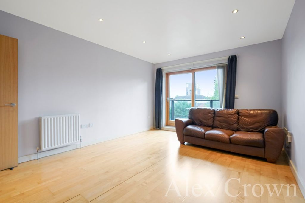 Property photo 3 of 10