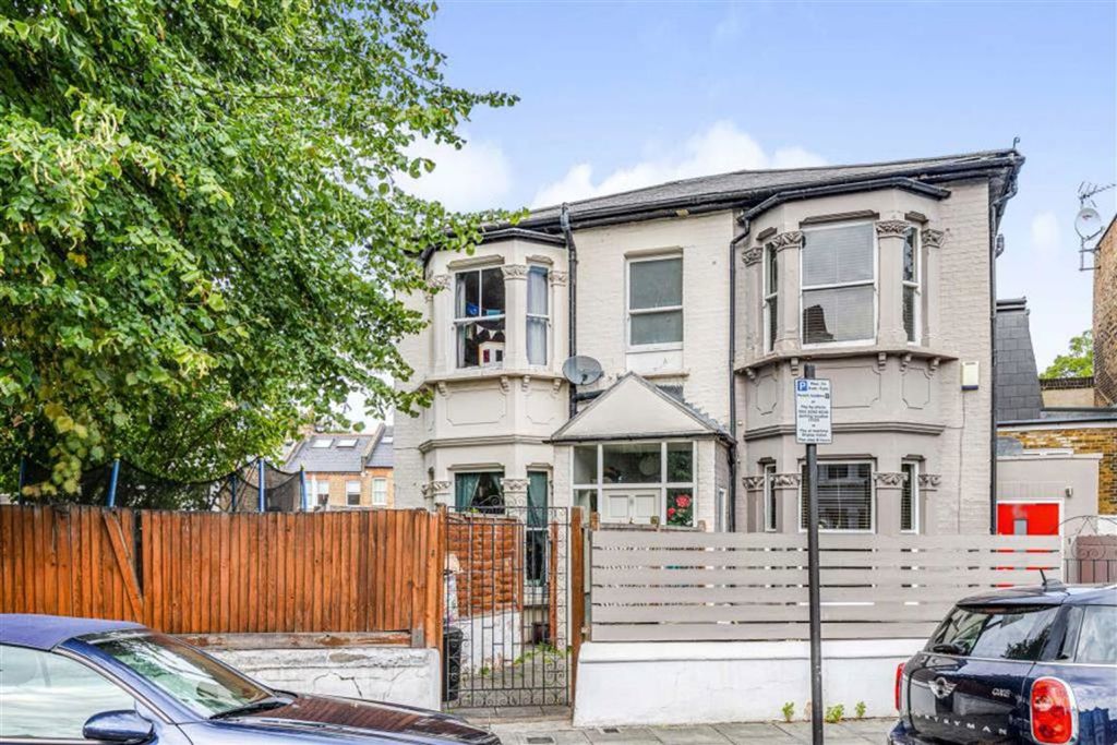 Property photo 1 of 6